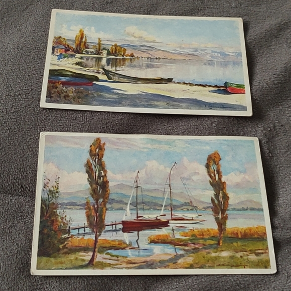 Lotof 2 vintage linen Swiss postcards beautiful seascapes charming boats divided - Picture 1 of 11